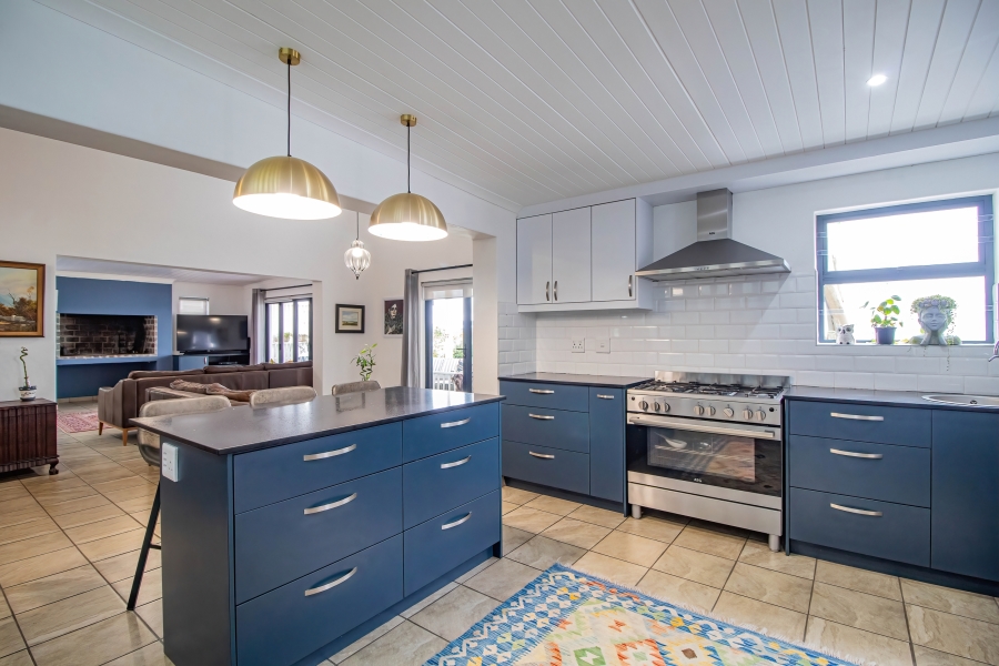 4 Bedroom Property for Sale in Jacobsbaai Western Cape